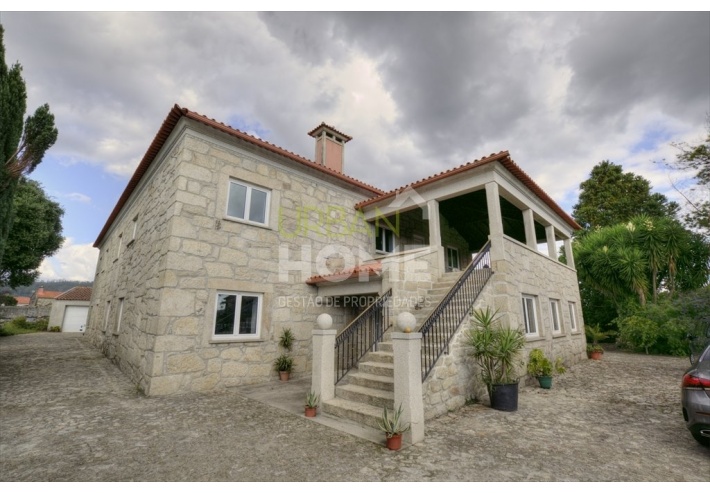 Quinta Rural T8 com 2 Hectares de Terreno em Serreleis