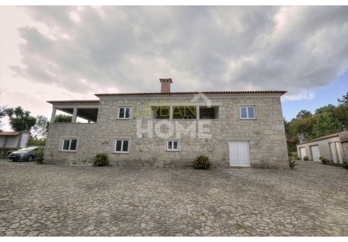 Quinta Rural T8 com 2 Hectares de Terreno em Serreleis