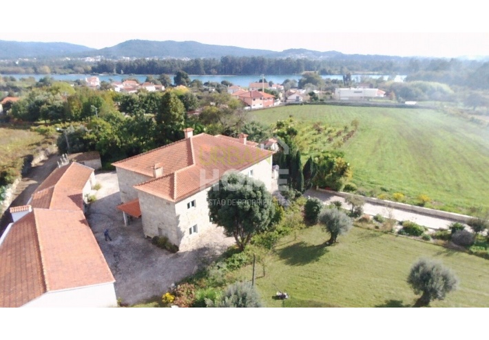 Quinta Rural T8 com 2 Hectares de Terreno em Serreleis