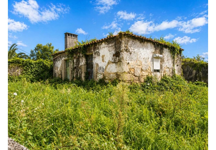 Casa Rústica em Granito para restaurar em Serreleis