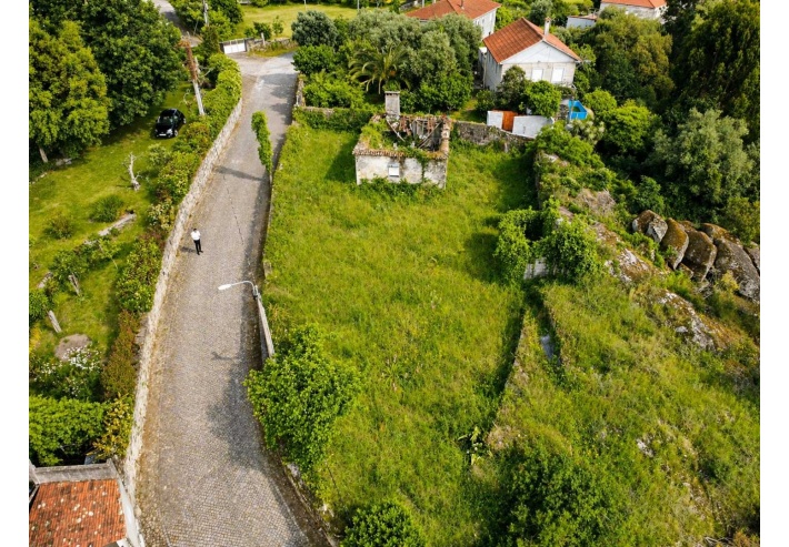 Casa Rústica em Granito para restaurar em Serreleis