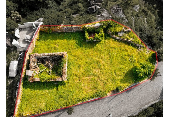 Casa Rústica em Granito para restaurar em Serreleis