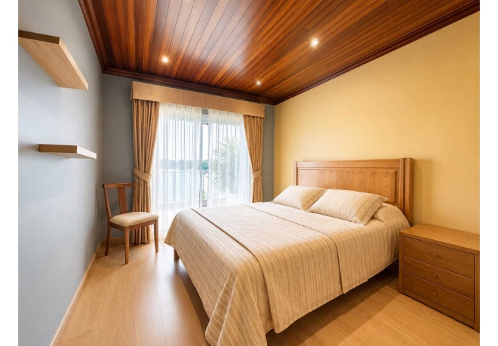 Moradia Individual T3 com Pastelaria/Padaria em Geraz do Lima