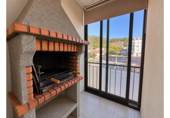 Apartamento T2 com Garagem fechada em Darque