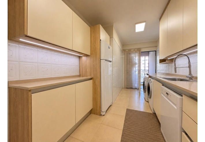 Apartamento T2 com Garagem fechada em Darque
