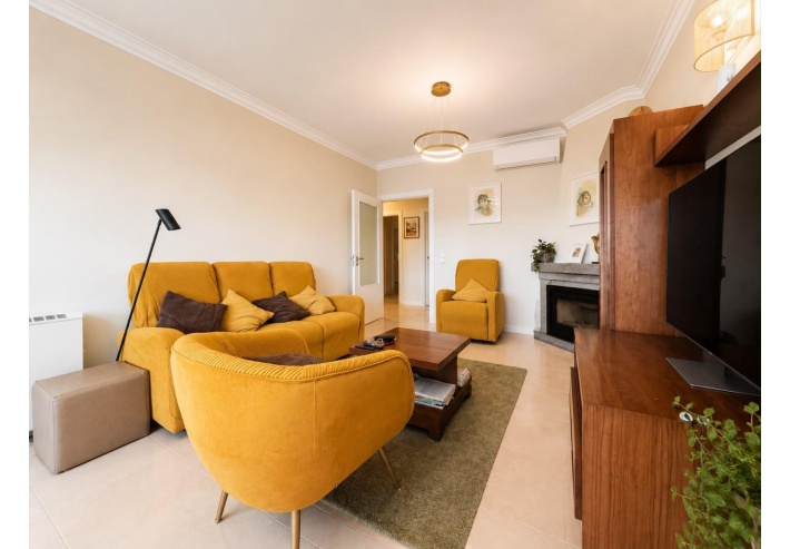 Apartamento T2 com Garagem fechada em Darque