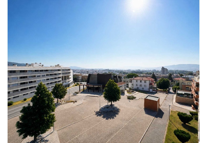 Apartamento T3 de Luxo com Terraço Privativo na Cobertura